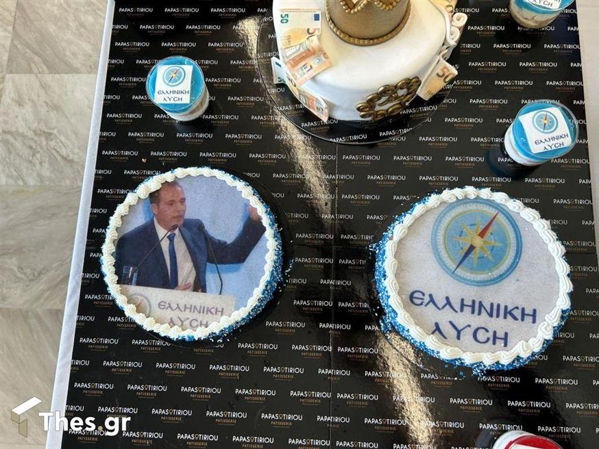 Πανικός για τις τούρτες με τους πολιτικούς αρχηγούς στη Θεσσαλονίκη (gallery)