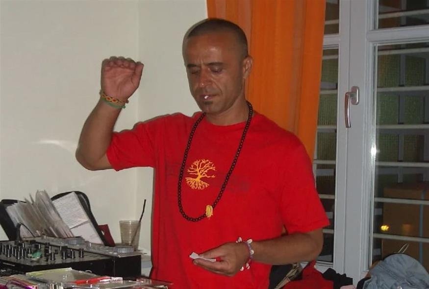 Ο Γιάννης Λώλος