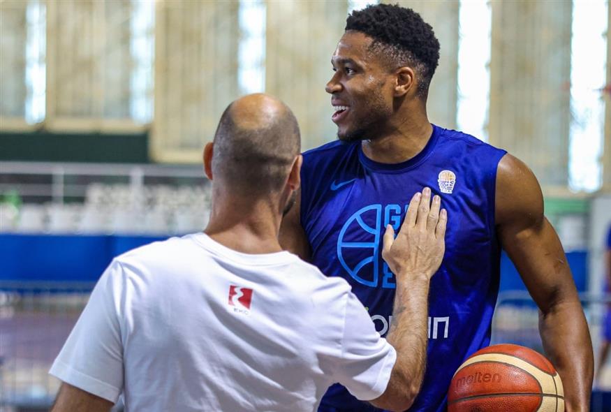 Αντετοκούνμπο (Χ)