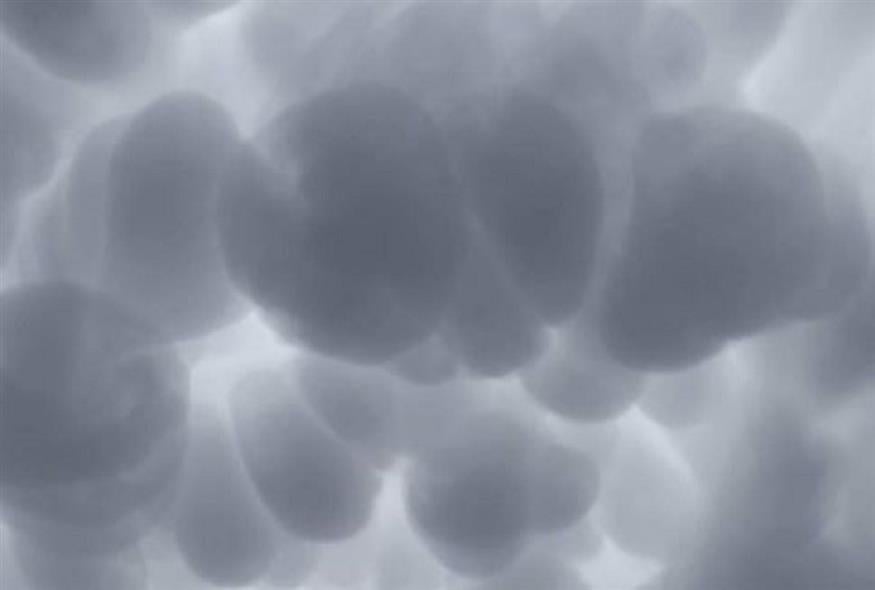 Τι είναι τα σύννεφα «mammatus» που εμφανίστηκαν σε Μεσσηνία και Λακωνία (facebook/Forecastweather.Greece)