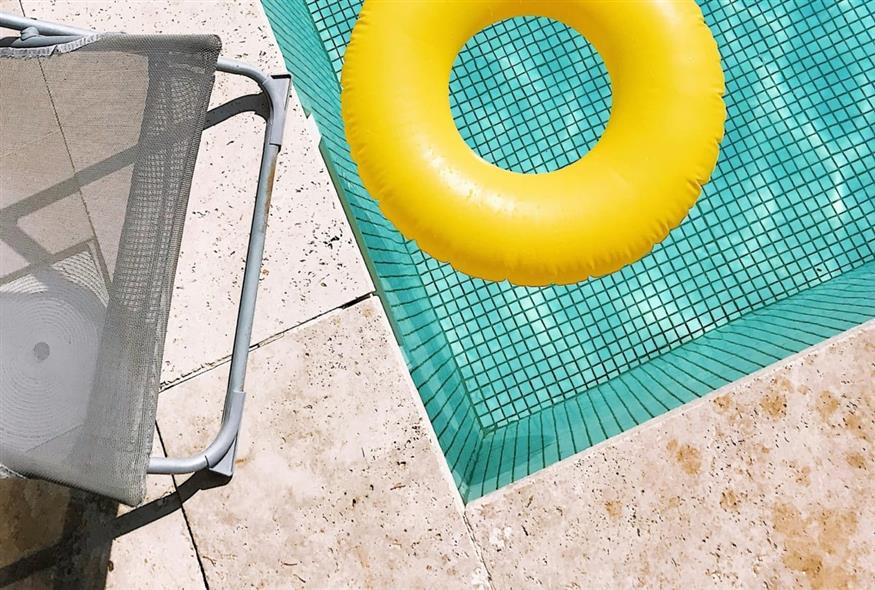 Πισίνα (UNSPLASH)