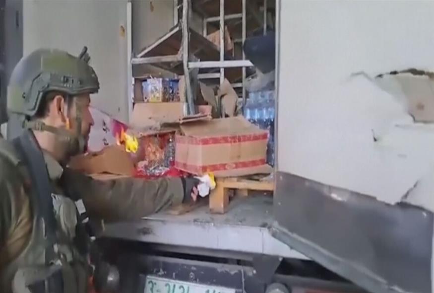 Ισραηλινός στρατιώτης/ mail online/video capture