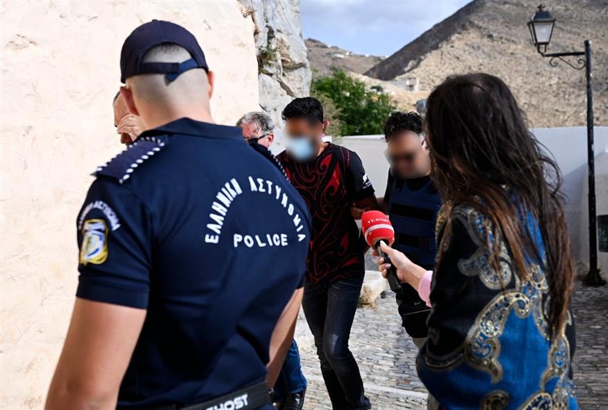 Δολοφονία 41χρονης στη Σύρο (ΙΝΤΙΜΕ) Δολοφονία 41χρονης στη Σύρο (ΙΝΤΙΜΕ)
