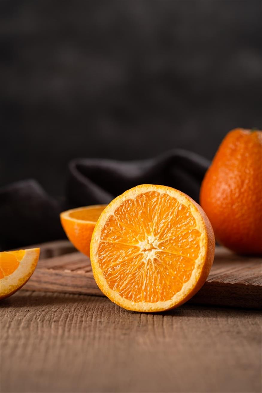 Tα πορτοκάλια είναι πλούσια σε βιταμίνη C/ Mae Mu (Unsplash)
