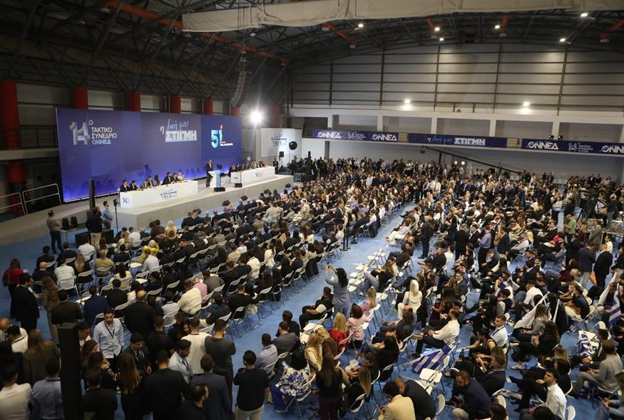 Μητσοτάκης στο συνέδριο της ΟΝΝΕΔ Μητσοτάκης στο συνέδριο της ΟΝΝΕΔ