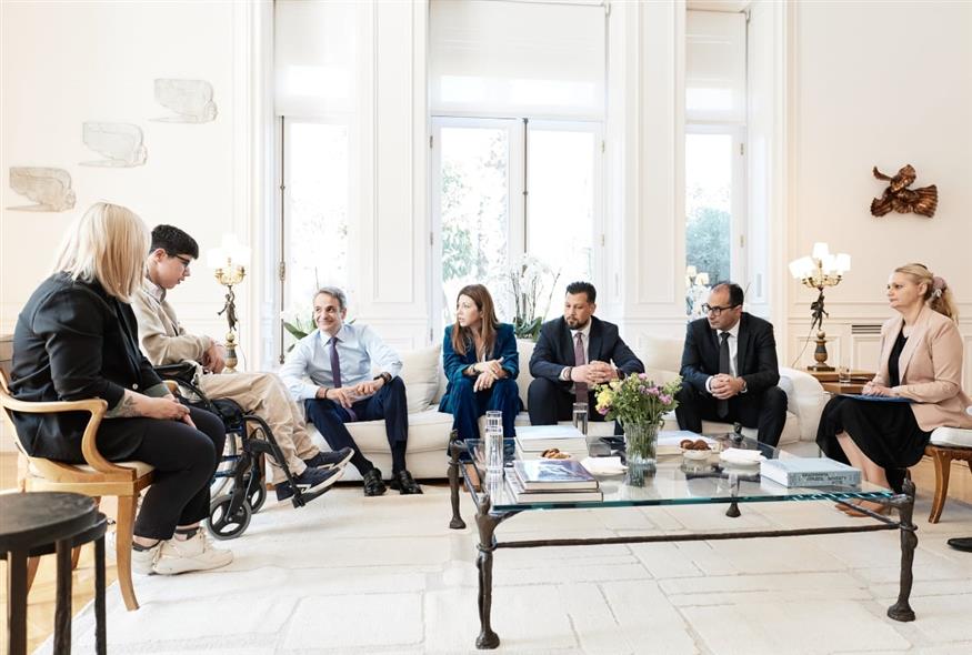 Εικόνα από τη συνάντηση (ΔΗΜΗΤΡΗΣ ΠΑΠΑΜΗΤΣΟΣ/EUROKINISSI)