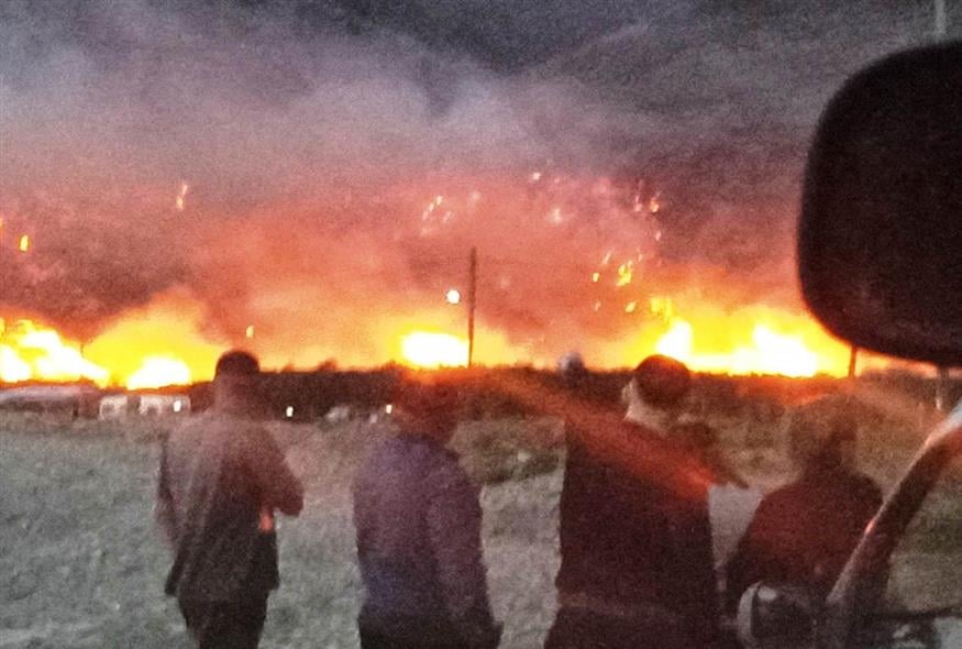 Μεγάλη φωτιά τώρα στα Χανιά (flashnews.gr)