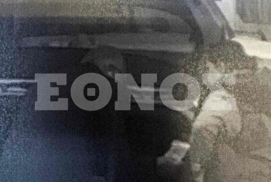 Φωτογραφικά ντοκουμέντα από τη δράση του κυκλώματος στα κτηματολογικά γραφεία