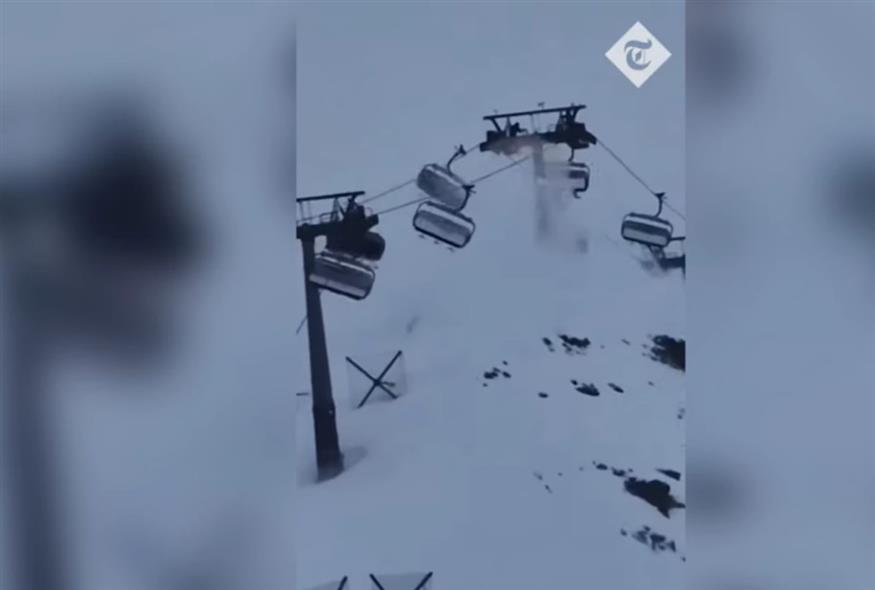Ιταλία: Λιφτ σε χιονοδρομικό έκαναν τούμπες από τους θυελλώδεις ανέμους