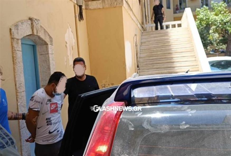 Στην Εισαγγελία Χανίων ο Αζέρος που κατηγορείται για κατασκοπεία (flashnews.gr)