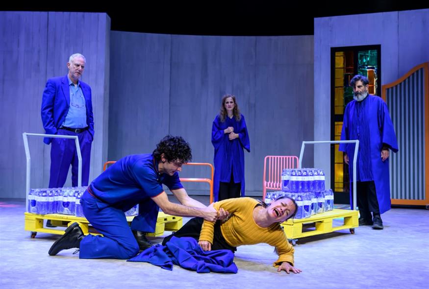 «Αθανασία» της Νεφέλης Μαϊστράλη «Αθανασία» της Νεφέλης Μαϊστράλη (Copyright: Ελίνα Γιουνανλή)