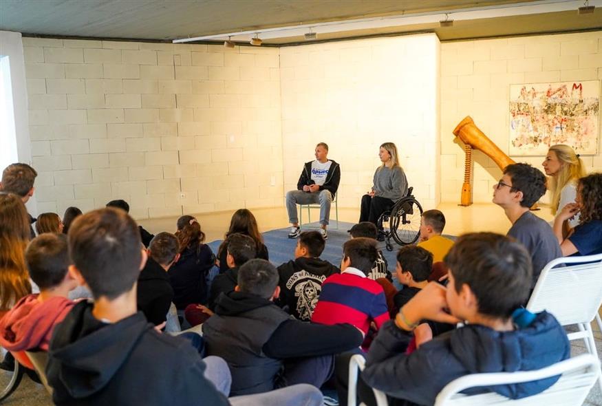 Stoiximan Μικροί Ήρωες Μαθαίνουν Stoiximan Μικροί Ήρωες Μαθαίνουν