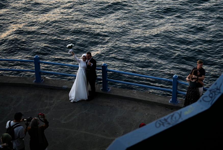 γάμος στην Τουρκία/AP IMAGES