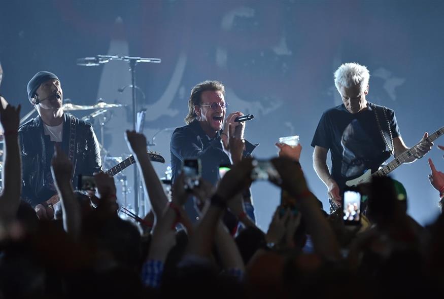 U2 (AP)