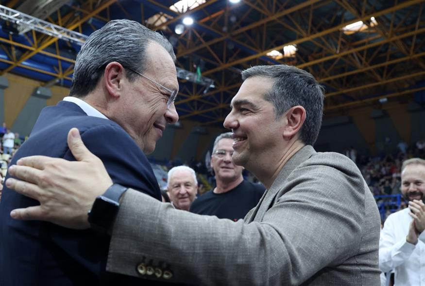 Σωκράτης Φάμελλος και Αλέξης Τσίπρας (INTIME NEWS/ΒΛΑΣΣΟΠΟΥΛΟΥ ΙΣΜΗΝΗ)