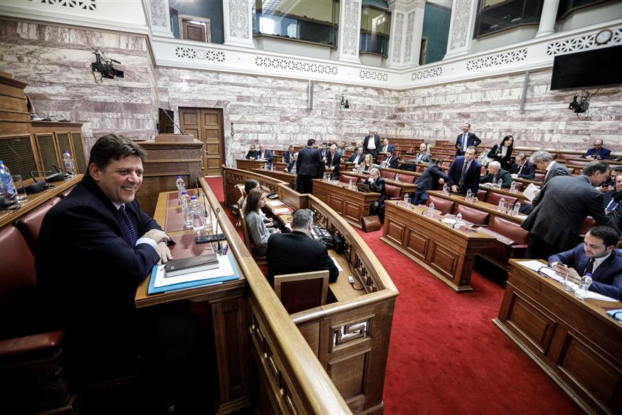 Στιγμιότυπο από συνεδρίαση στη Βουλή (Copyright: Eurokinissi/Γιώργος Κονταρίνης)
