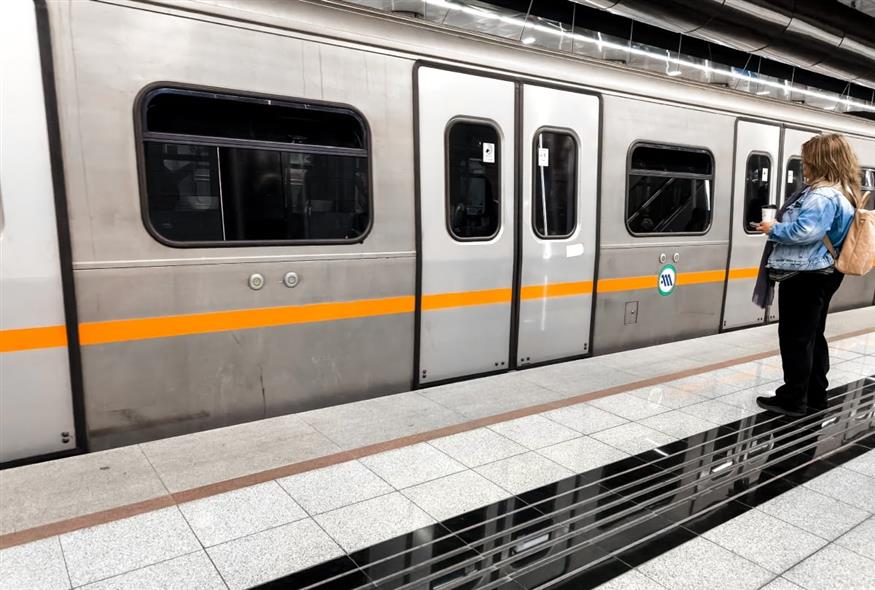 Συρμός του μετρό στην Αθήνα (EUROKINISSI)