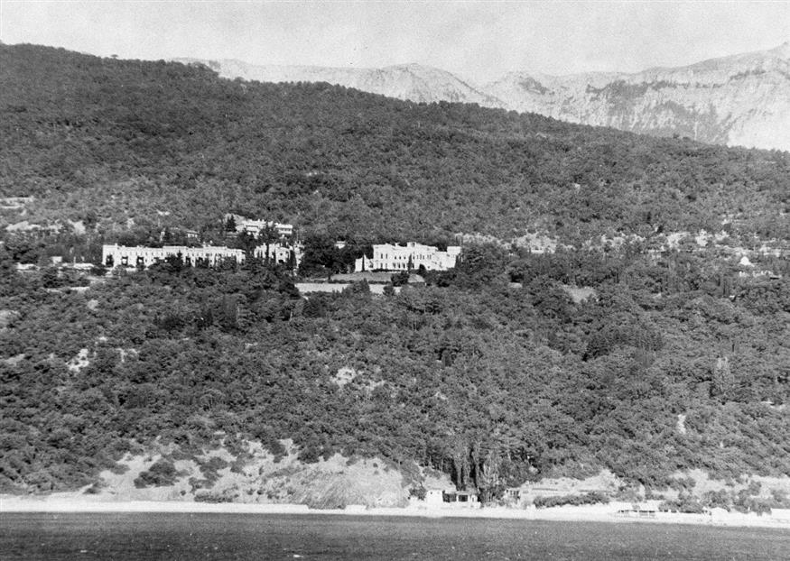 Το ανάκτορο της Λιβαδειάς το 1945