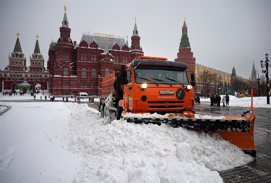 Η επέλαση της «καταιγίδας του αιώνα» στη Μόσχα (Associated Press)