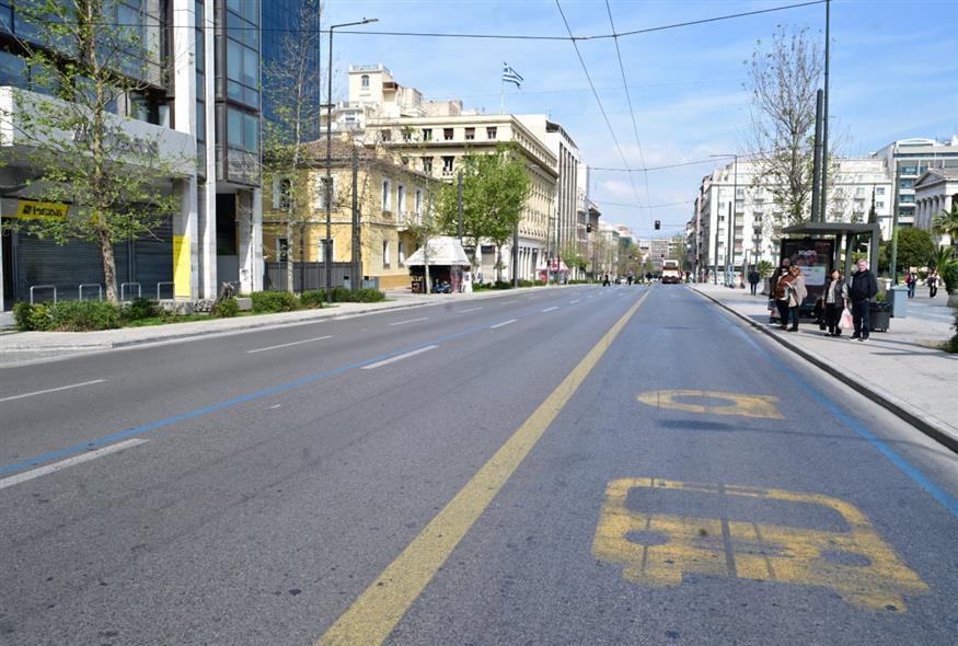 Άδειασε η Αθήνα την Κυριακή του Πάσχα Άδειασε η Αθήνα την Κυριακή του Πάσχα