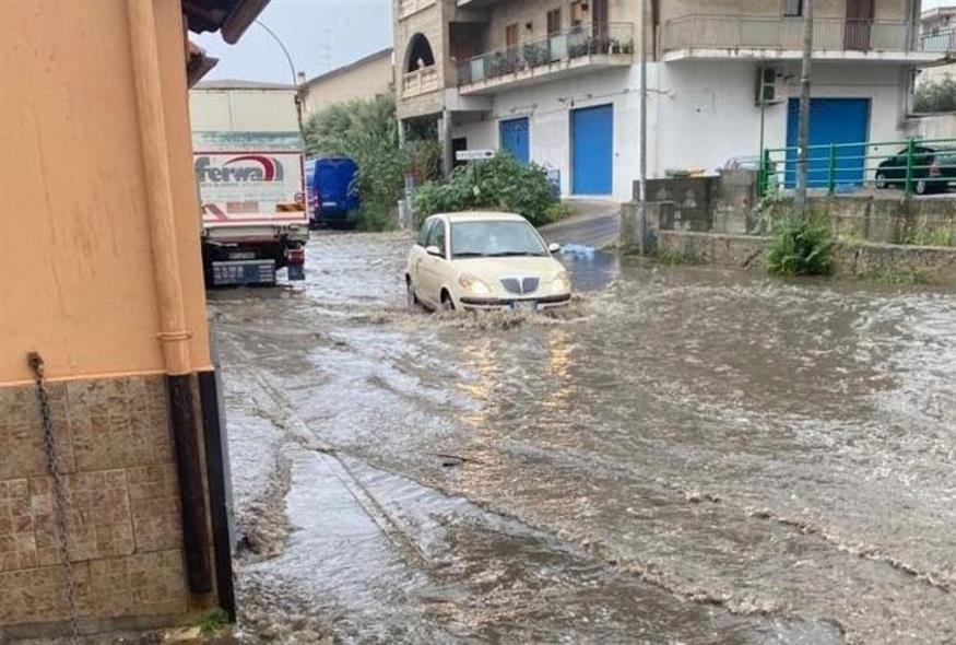 Σικελία: Βροχή ενός μήνα έπεσε σε τέσσερις ώρες (X)