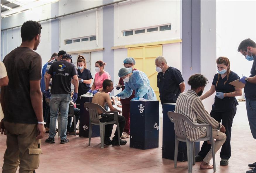 Μετανάστες στην Κρήτη (ΓΙΑΝΝΗΣ ΑΓΓΕΛΑΚΗΣ/EUROKINISSI)