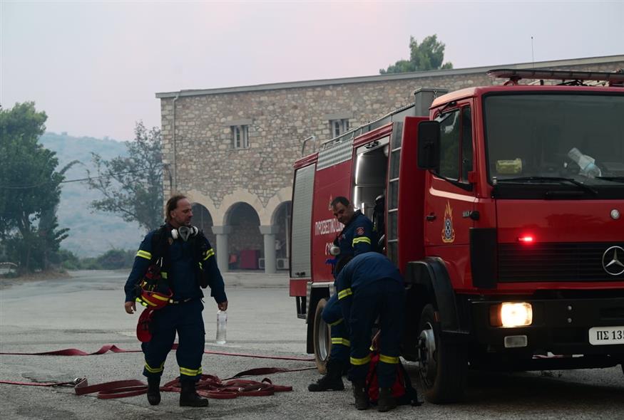 Φωτιά στην Αττική: Συγκλονιστικές εικόνες (gallery/ΕUROKINISSI)