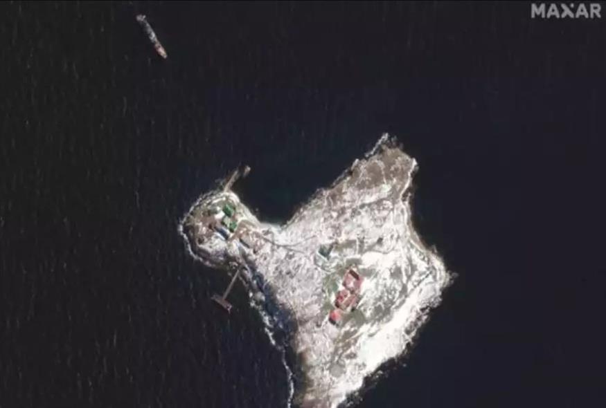 Δορυφορική εικόνα από το Φιδονήσι / Maxar Technologies