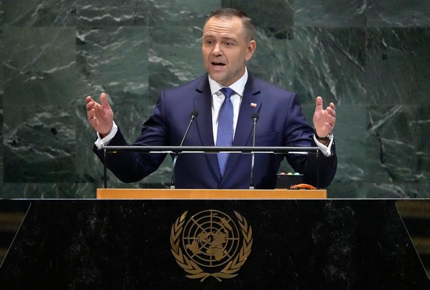 Κάρολ Ναβρότσκι/AP