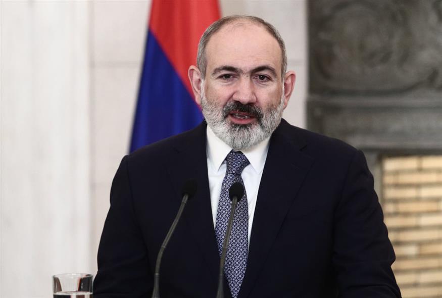 Μητσοτάκης με πρωθυπουργό Αρμενίας (Eurokinissi)