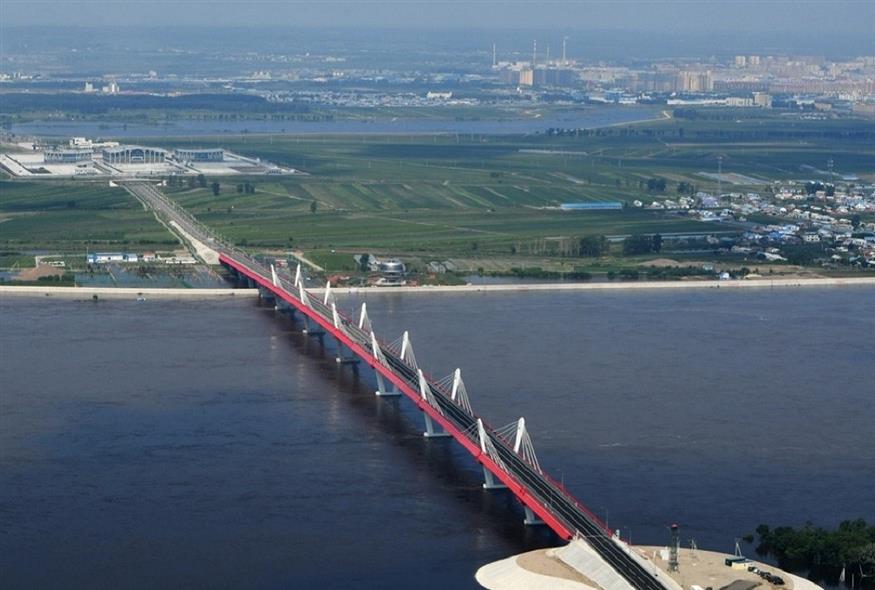 Η γέφυρα Blagoveshchensk-Heihe που ενώνει Ρωσία - Κίνα (πηγή: TASS)