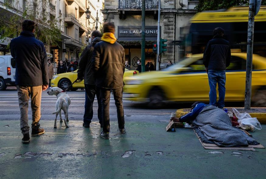 Στιγμιότυπο από το κέντρο της Αθήνας / AP Photo / Thanassis Stavrakis