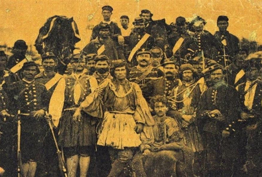 Ληστές της συμμορίας των Αρβανιτάκηδων -Φωτογράφος: Ξενοφώντας Βάθης. Συλλογή Μ.Γ. Τσάγγαρης