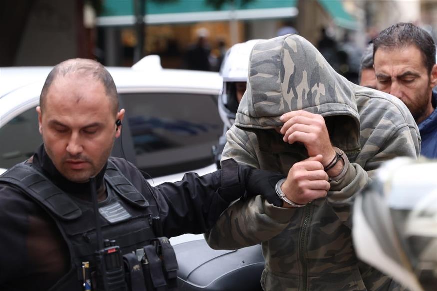Μακελειό στα Βορίζια: Προθεσμία για να απολογηθεί πήρε ο 23χρονος (ΙΝΤΙΜΕ)