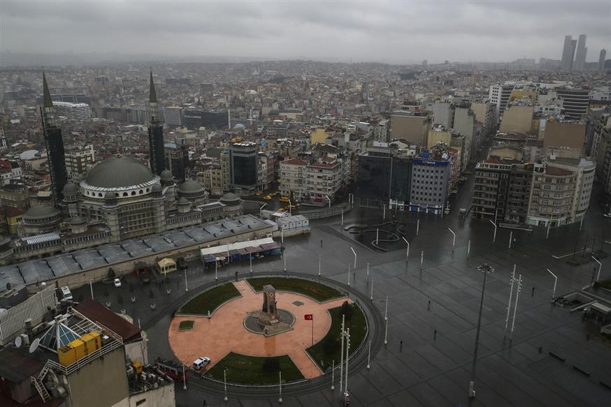 H πλατεία Ταξίμ, στην Κωνσταντινούπολη (AP Photo/Emrah Gurel)