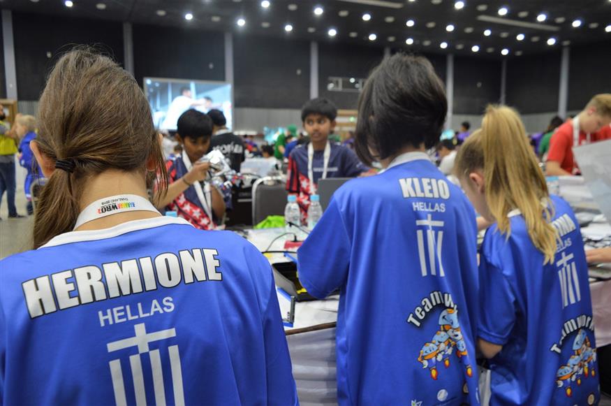 Τα ελληνικά χρώματα κυριάρχησαν στη διοργάνωση (World Robot Olympiad)
