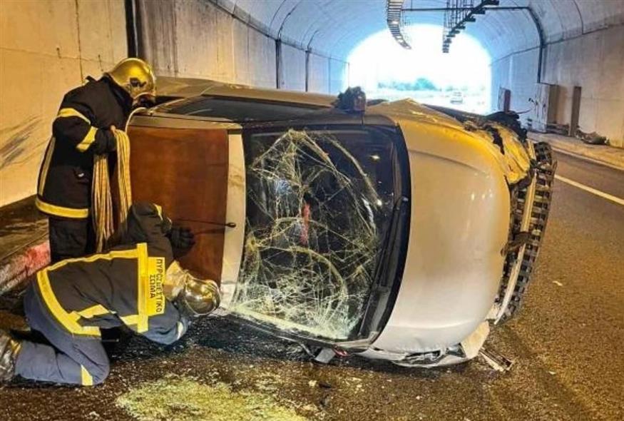 Φωτογραφία ντοκουμέντο από το τροχαίο (kavalanews.gr)