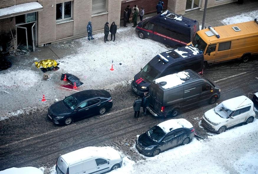 Το σημείο που εξερράγη η βόμβα στη Μόσχα (AP Photo)