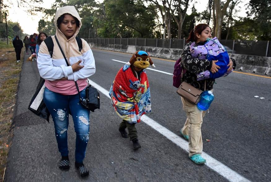 Μετανάστες στα σύνορα των ΗΠΑ (AP Photo/Edgar H. Clemente)