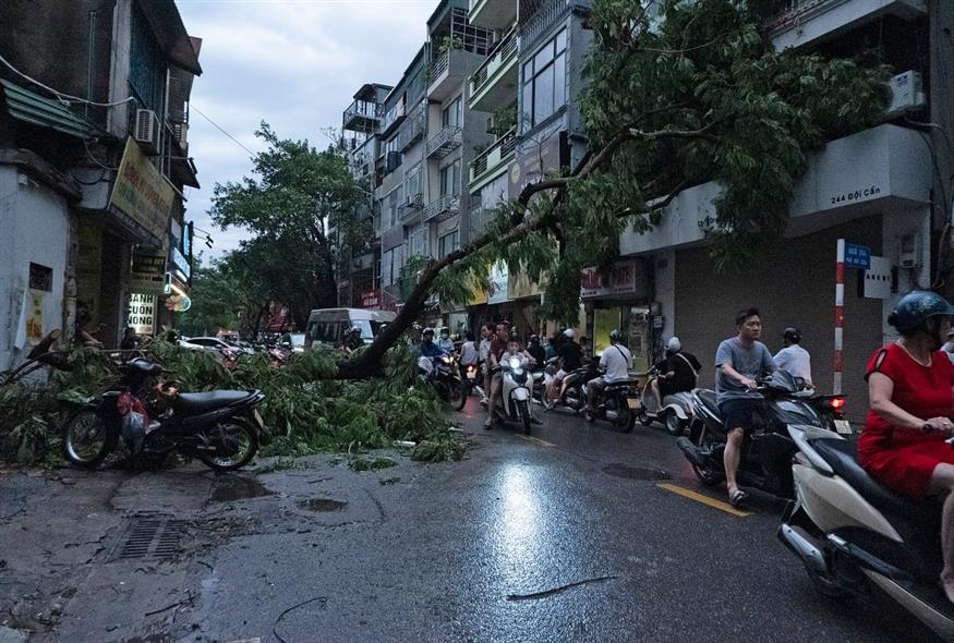 O τυφώνας Γιάγκι στο Βιετνάμ  (AP Photo/Aniruddha Ghosal)