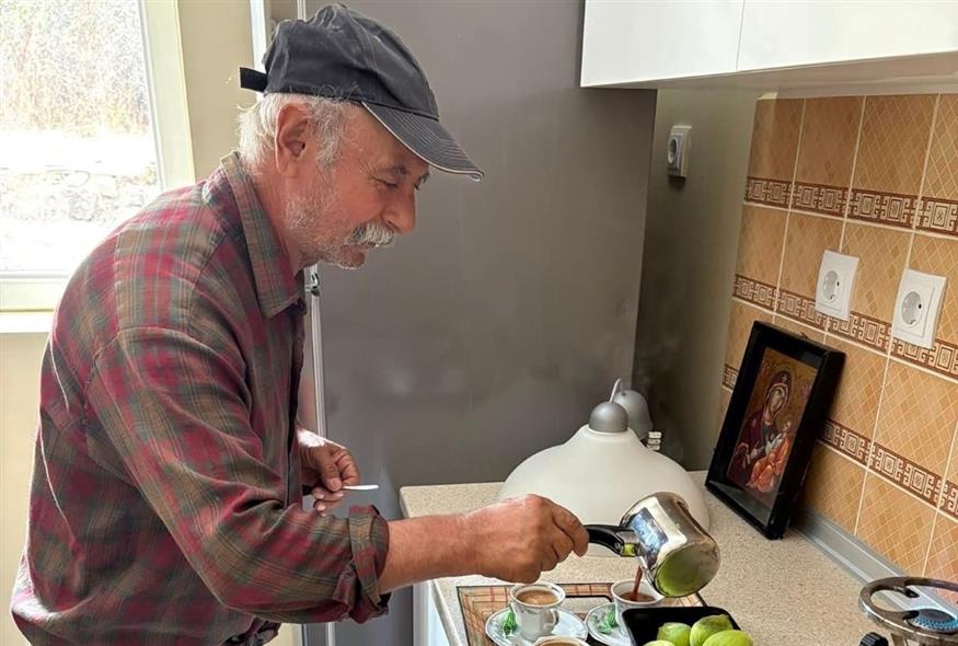 Οι κάτοικοι της Κίρκης Έβρου ξανάδωσαν στέγη σε πυρόπληκτο συγχωριανό τους (Facebook/ Κίρκη Έβρου)