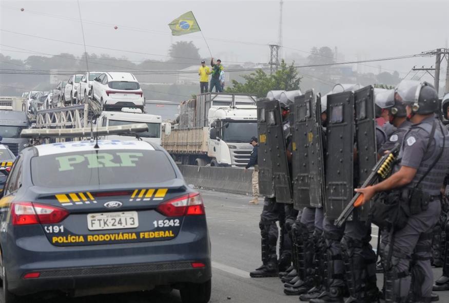 Αστυνομικοί στη Βραζιλία (AP Photo/Andre Penner)