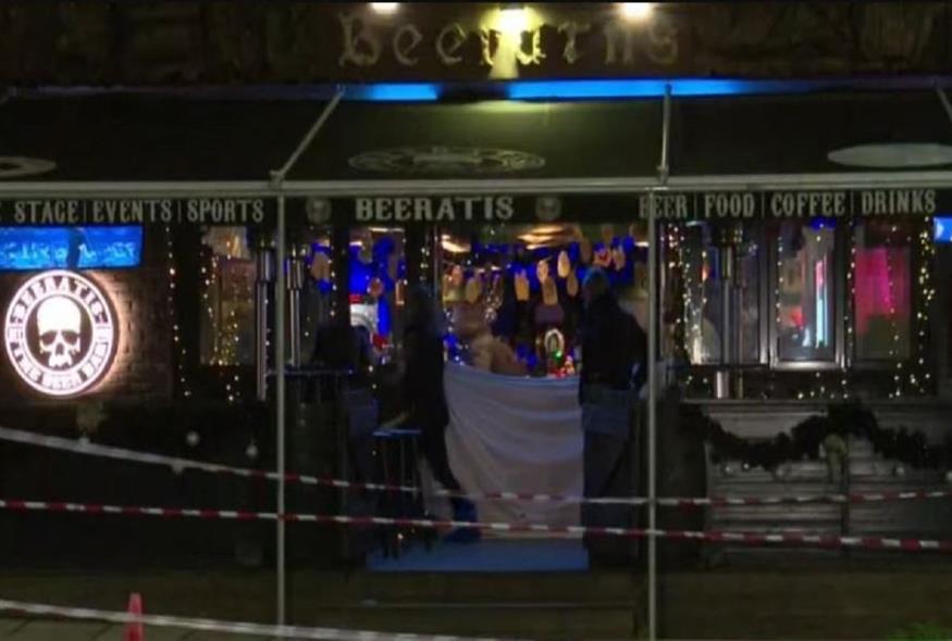 Θεσσαλονίκη: Νεκρός 32χρονος αστυνομικός που μαχαιρώθηκε σε μπαρ (Screenshot/OPEN)