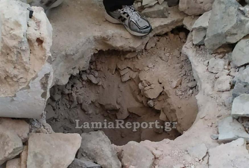 Χρυσοθήρες γκρέμισαν την Αγία Τράπεζα εκκλησίας