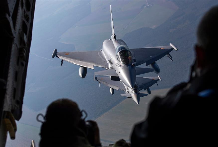 Eurofighters (AP Photo/Mindaugas Kulbis)