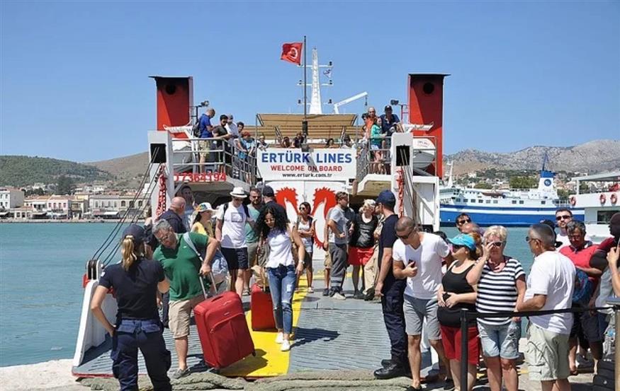 Ημερόπλοιο από Τουρκία