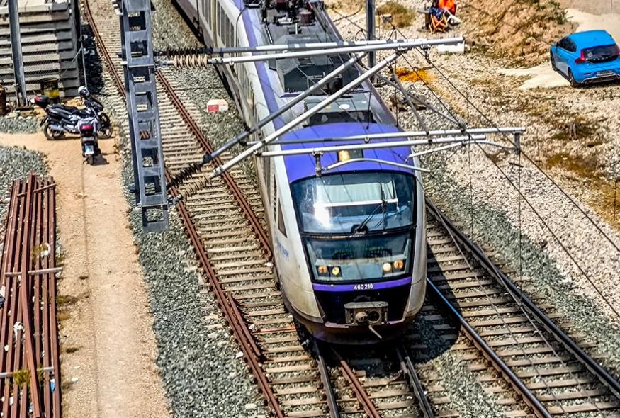 Τρένο (ΓΙΩΡΓΟΣ ΚΟΝΤΑΡΙΝΗΣ/EUROKINISSI)