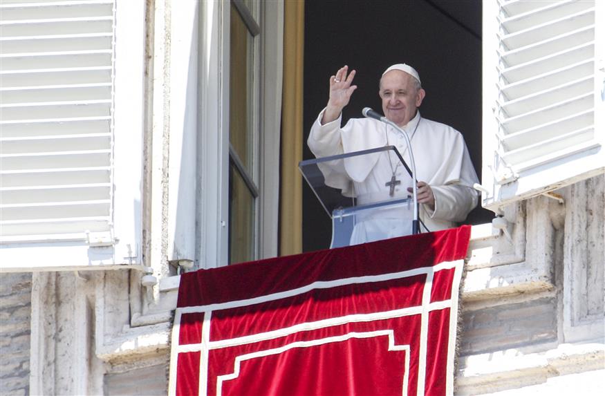 Ο Πάπας Φραγκίσκος εξέφρασε τη βαθιά του θλίψη για την Αγία Σοφία (Ap Images)
