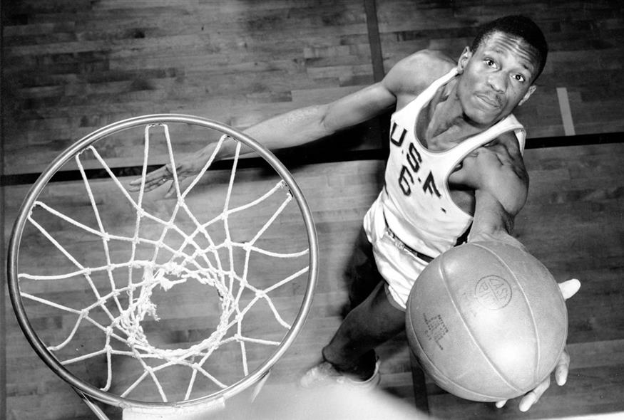 Μπιλ Ράσελ - «Έφυγε» ο θρύλος που άλλαξε το μπάσκετ και τον αμερικανικό αθλητισμό