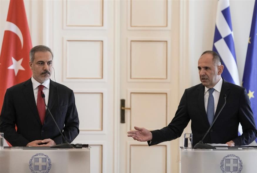 (AP Photo/Thanassis Stavrakis)